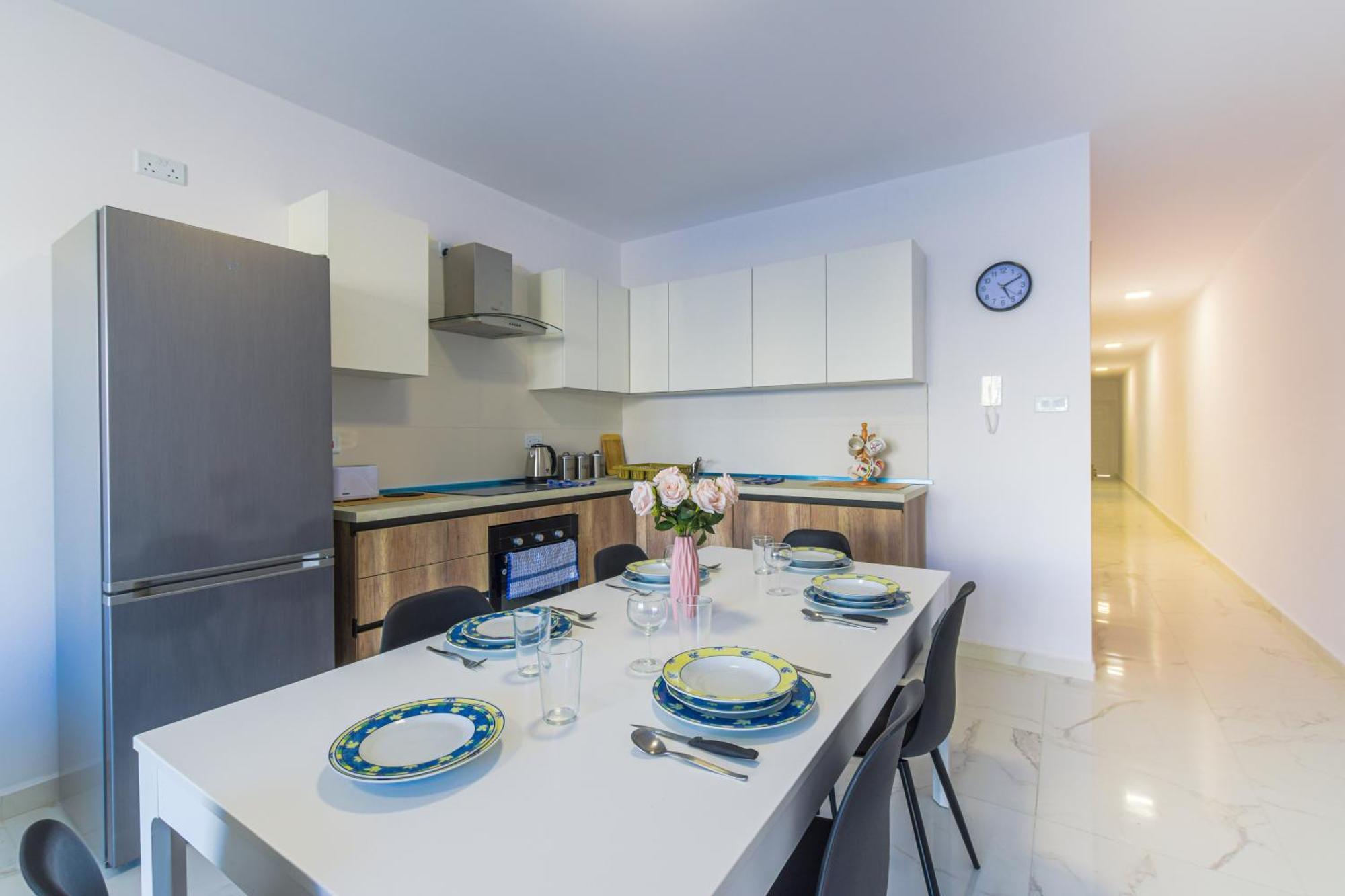 Spacious Brand New Apartment 3 Bdr 2Bth Bugibba Сент-Полс-Бей Экстерьер фото